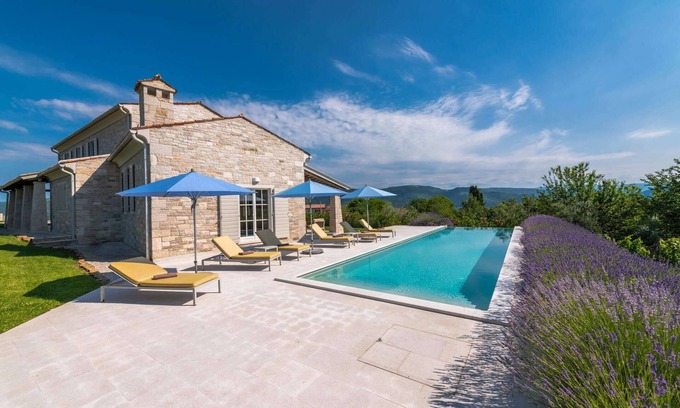 Brkac House | VILLA MONTONA - Spacious villa with a wonderful view of Motovun