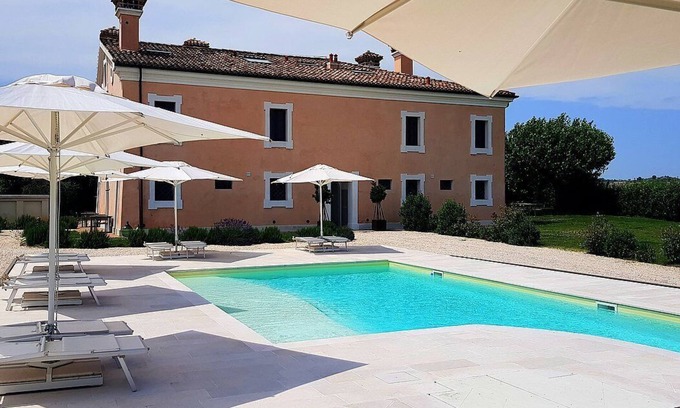 Monsano Villa | Villa Mortella Grande: A welcoming two-story villa in a quiet position, in the Marche countryside, with Free WI-FI.