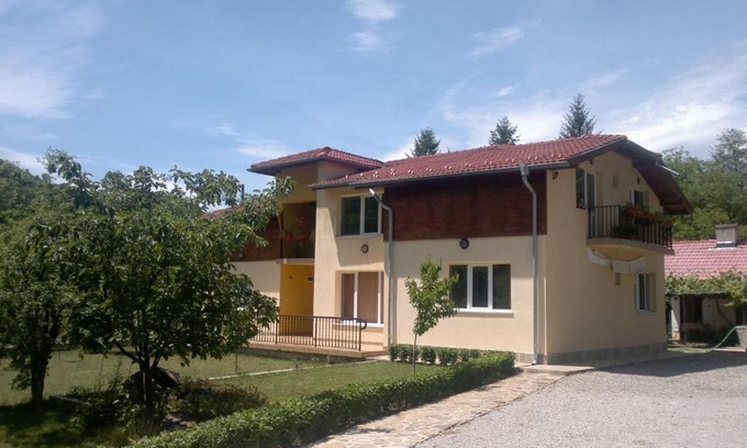 Teteven House | Villa Nanevi