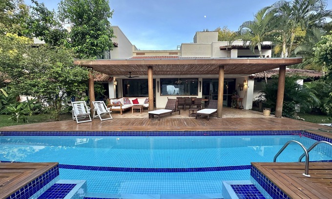 Arraial d'Ajuda House | Villa Naty - Exclusive property in Arraial D'Ajuda