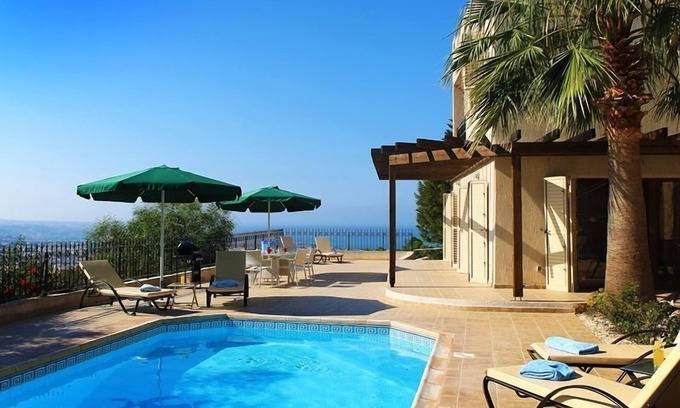 Peyia Town Villa | Villa Naxos - Stunning Private Villa with Amazing Views