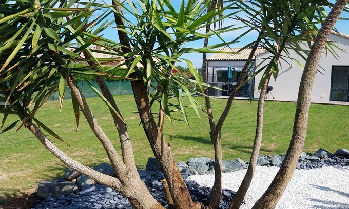 Saint-Vincent-sur-Jard Villa | Villa/new house 8 p. SPA & SAUNA private 2 kms from the beach, marshes, forests