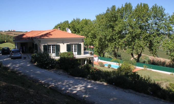 Caldas da Rainha Villa | Villa near Óbidos with private pool