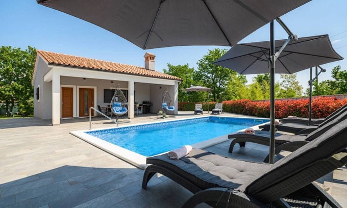 Becici Villa | Villa Nela, completely renovated