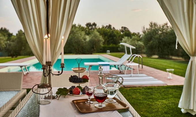 Orentano Villa | Villa Niccolai: Charming Tuscan Villa with Luxury Private Pool & Shading Park