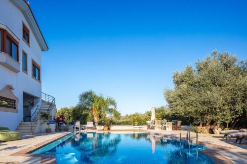 Perivolia Villa | Villa Nikis