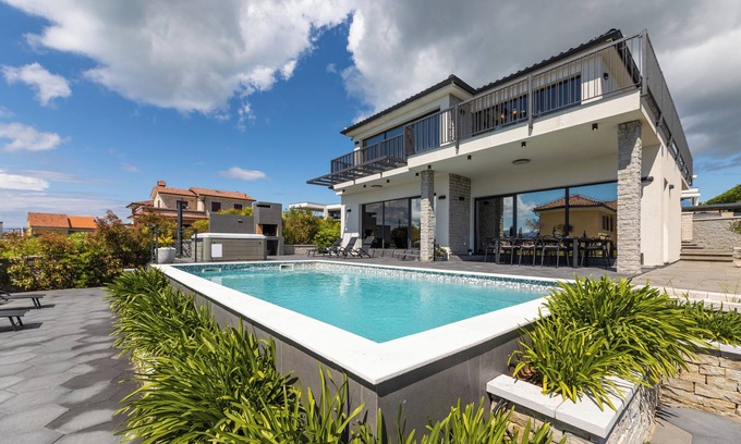 Milohnici Villa | Villa Niko with heated pool and sauna (Kvarner - Linardići)