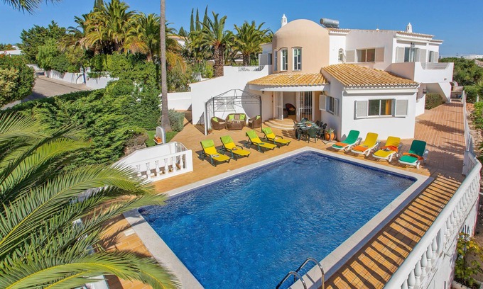 Cerro de Aguia Villa | Villa Ninho da Aguia by Villa Plus