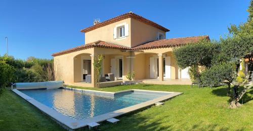 Pertuis Villa | Villa Noa Pertuis