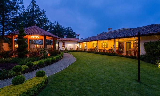 San Sebastian del Oeste Hotel | Villa Nogal Hotel Boutique & Vista