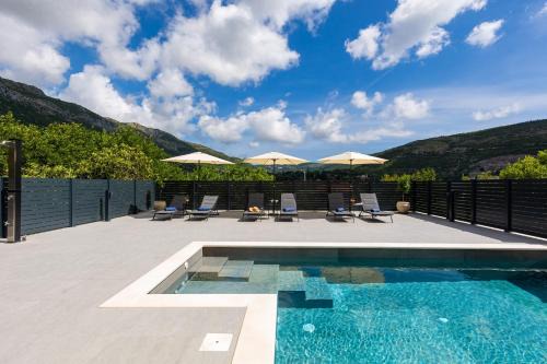 Rozat Villa | Villa Nono