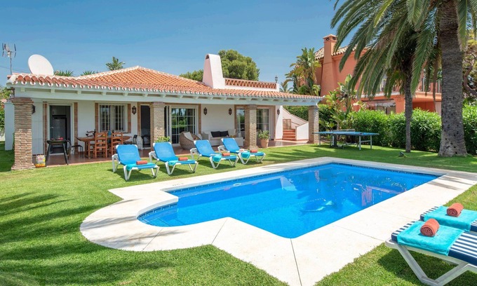 Urbanizacion Marbessa Villa | Villa Oasis Beach by Villa Plus