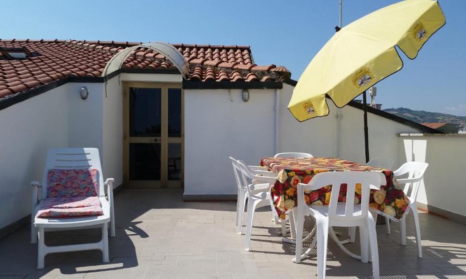 Martinsicuro Apartment | Villa Oleandro