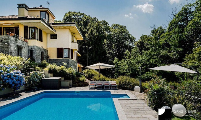 Meina Villa | Villa Olivia with pool and sauna .Lake view
