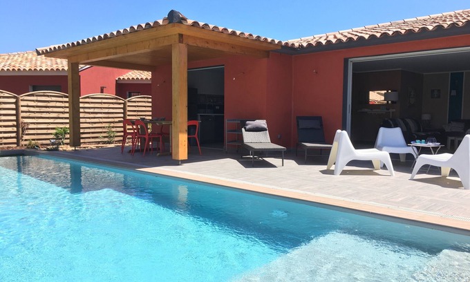 Sainte-Lucie-de-Porto-Vecchio Villa | ViLLA OLIVIER, 4/6 people, private swimming pool, Pinarello beach at 300m, PRM