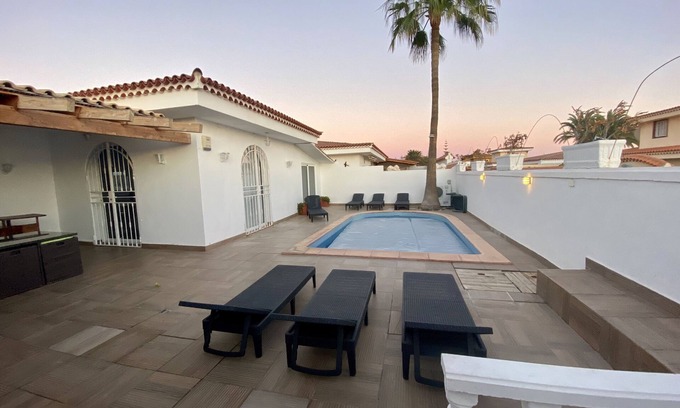 Arona Villa | "Villa One Pérgola, private swimming pool, Bbq, Calm, sun, peace.