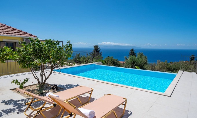 Vlachata Villa | Villa Onera in Vlachata