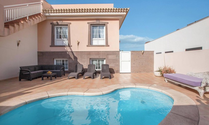 Arenas del Mar Villa | Villa "Orquídea" with Sea View, Pool, Garden & Wi-Fi