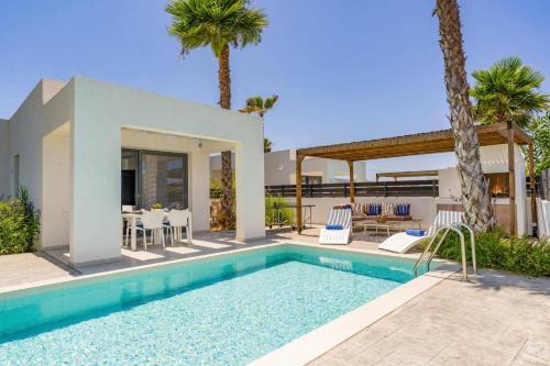 Petaloudes Villa | Villa Palm Vista by Villa Plus