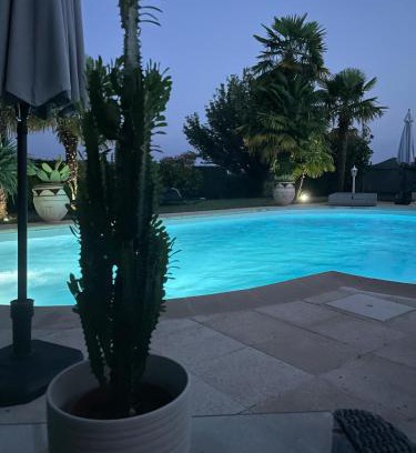 Courpignac Villa | Villa palmeraie