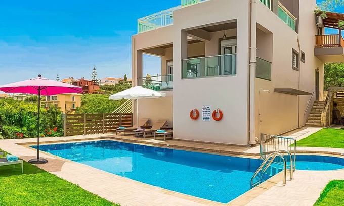 Vamvakopoulo Villa | Villa Panagiotis✔️Private pool ✔️Close to the famous beach of Agioi Apostoloi !