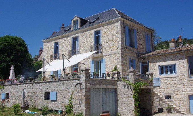 Barbirey-sur-Ouche House | Villa Panama