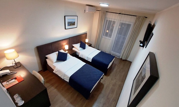 Rakovica Hotel | Villa Panorama