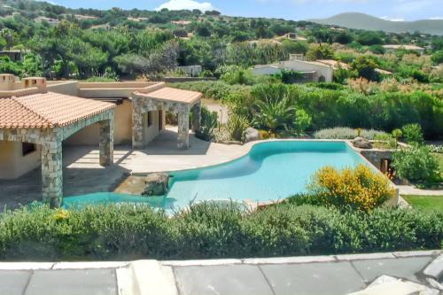 Marine de Davia Villa | Villa panoramique avec vue mer et montagne à Corbara