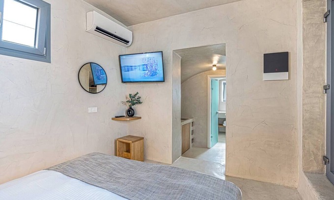 Karterados Villa | Villa Paradeisos Apartment in Karteradosnn