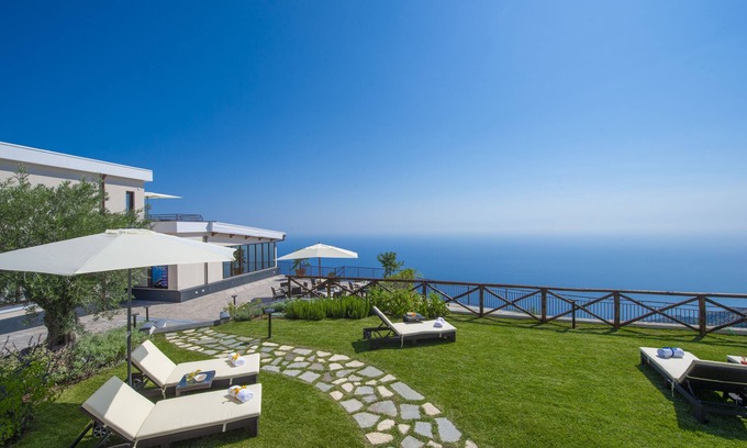 Agerola Bed & Breakfast | Villa Paradise Resort