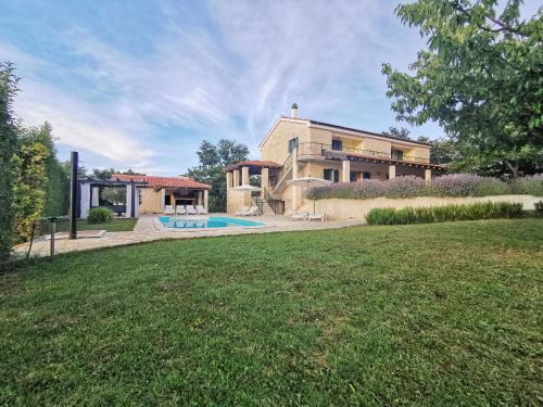 Lovinac Villa | Villa Paradiso ZadarVillas