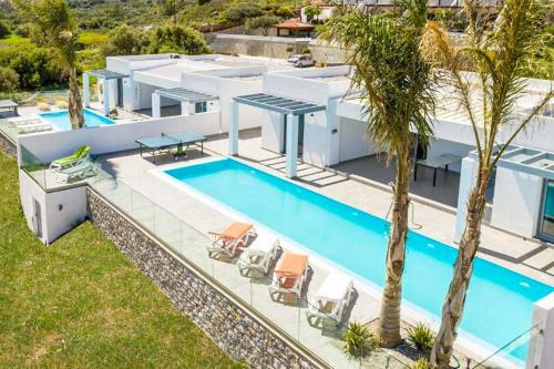 Gennadi Villa | Villa Pefko