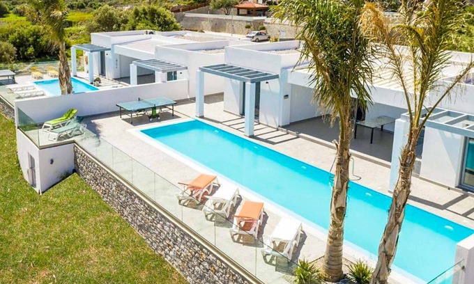 Gennadi Villa | Villa Pefko - Three Bedroom Villa, Sleeps 6