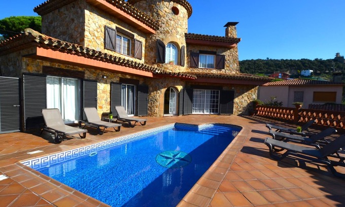 Mas Carbo Villa | Villa Petit Castell 10 people Costa Brava