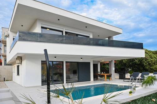 Mandre Villa | Villa Petra with Private pool