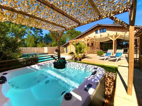 Andernos-les-Bains Villa | Villa Pins&Spa Piscine Jacuzzi Petanque Ping-pong