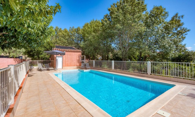 Le Bosc Villa | Villa 'Piscine Proche Lac Du Salagou' with Private Pool, Private Terrace and Wi-Fi