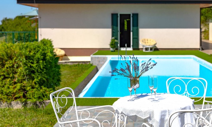 Breznik Plesivicki Villa | Villa Plešivica View