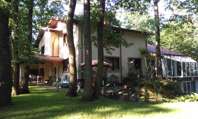 Podkowa Lesna Bed & Breakfast | Villa Podkowa
