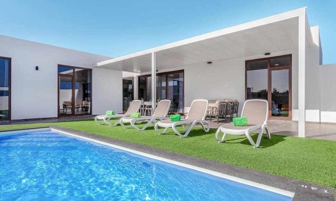 Triquivijate Villa | Villa Ponzos Chalet independiente y privado