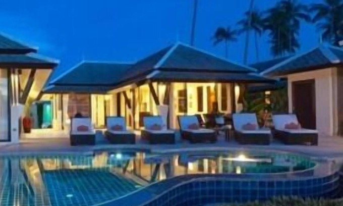 Bang Po Villa | Villa Por de Sol