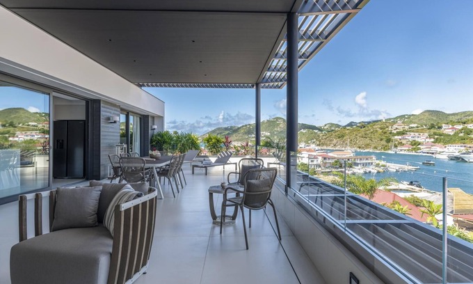 Lurin Apartment | Villa Prestige in Gustavia by Personal Villas - Luxurious Overlooking Haven