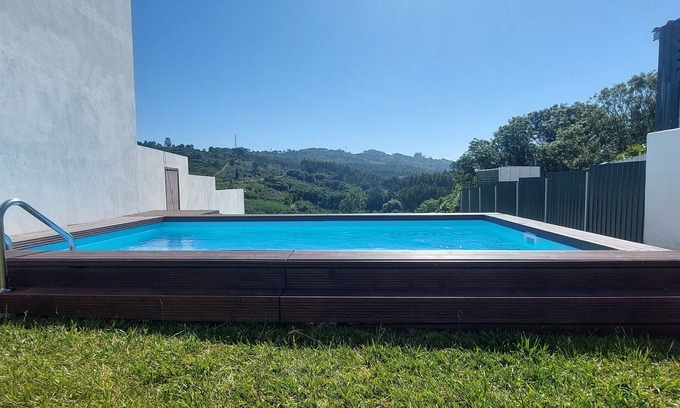 Caldas da Rainha House | Villa Santos-House 2 Bedrooms