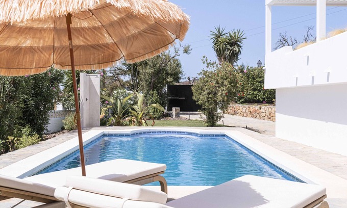 San Diego House | Villa 'Pura Vida San Roque' with Sea View, Wi-Fi and Air Conditioning