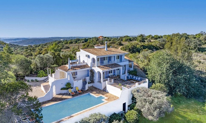 Silves Villa | Villa Quinta Marta Luisa by Villa Plus