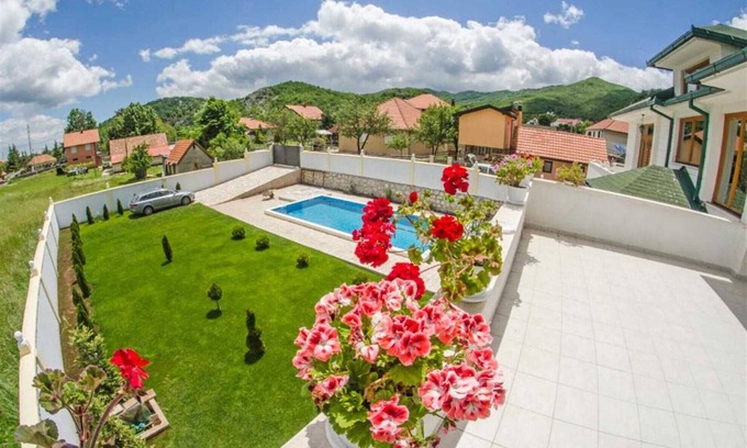 Donje Polje Villa | Villa Ramonte Cetinje