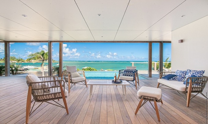 Le Vauclin Villa | Villa Raymaude, a charming waterfront villa