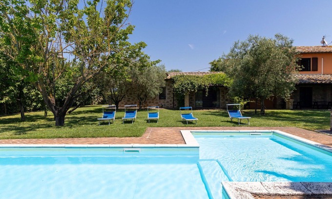 Tordandrea Villa | Villa Reale - Holiday Villa Rental with swimming pool in Assisi, Umbria