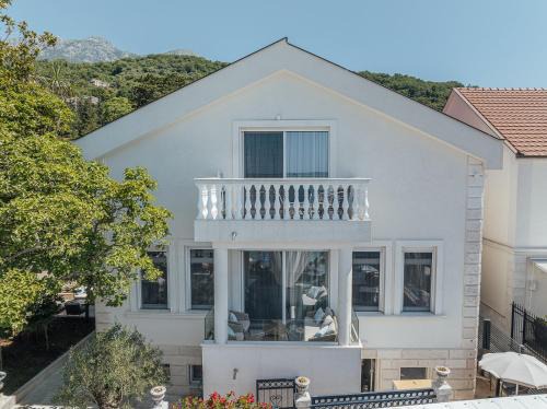 Meljine Villa | Villa Regens 1928