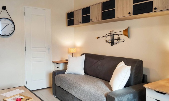 Plan-de-Cuques Apartment | Villa Reiala Plan-de-Cuques - Comfortable studio